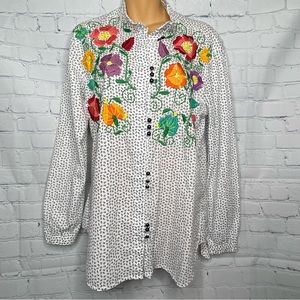Double D Ranch Floral Embroidered Button Down Blouse Top Size S